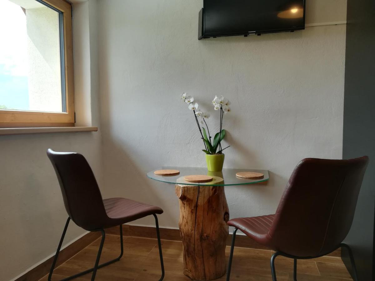 Apartman Life In Nature Jaronice Ngoại thất bức ảnh